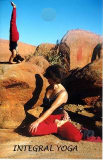 Uluru yoga