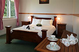 La Rocher Eco Retreat B&B, and self catering couples only retreat